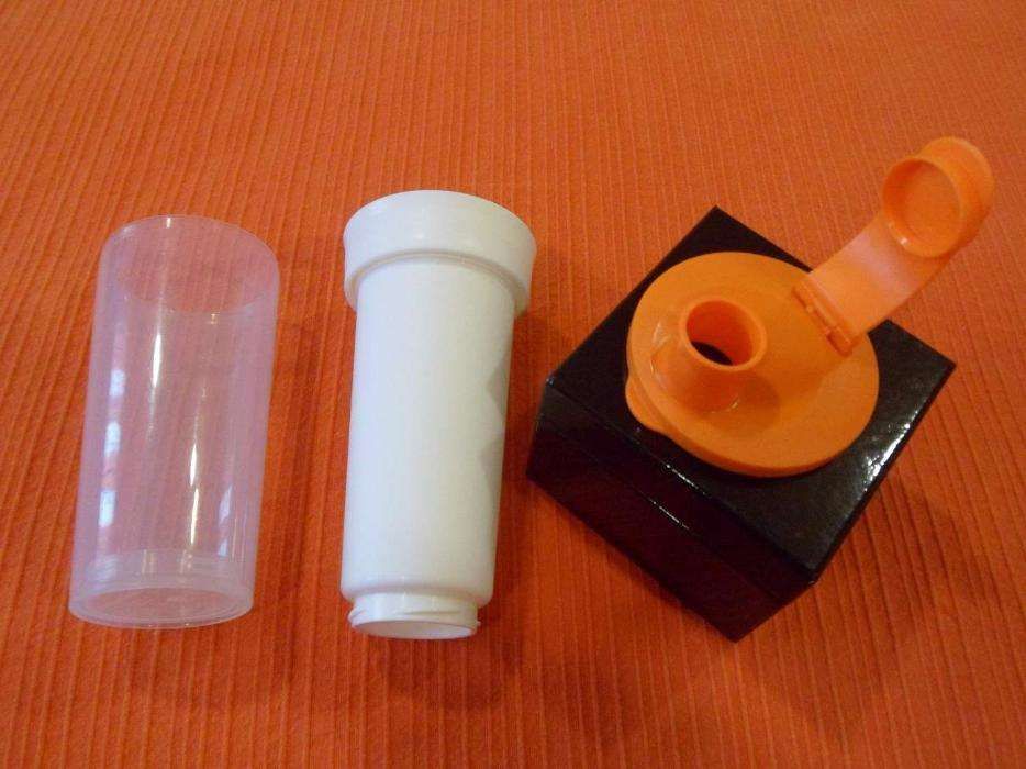 Lote Saco Lancheira + Copo Garrafa Tupperware