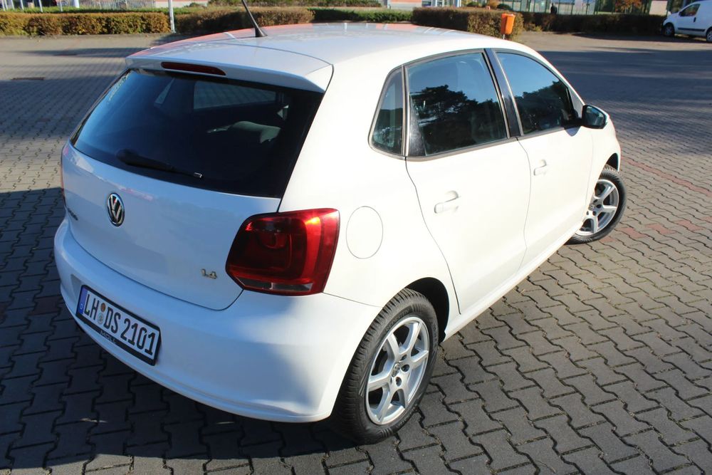 Volkswagen Polo 1.4MPI 86PS 2011r. SUPER STAN