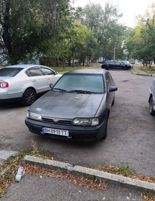 Ниссан примера 1993