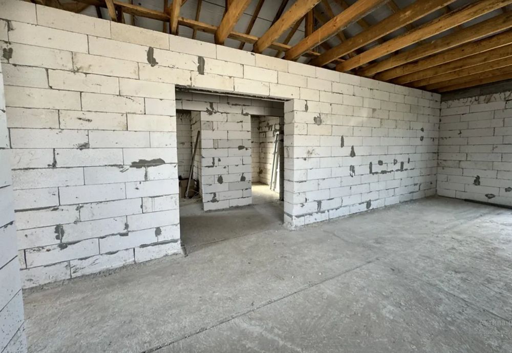 Ціна низ ринку, велика ділянка! Просторий великий будинок 35926