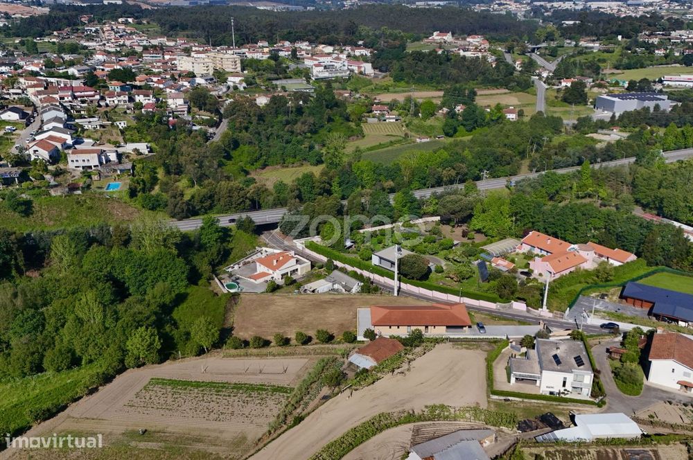 Terreno urbano Couto (S. Miguel), Santo Tirso