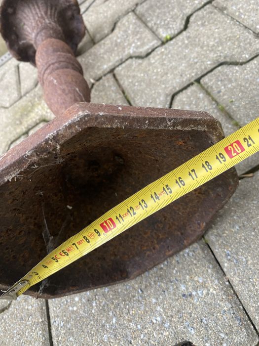 Zabytkowy żeliwny świecznik kandelabr 50 cm