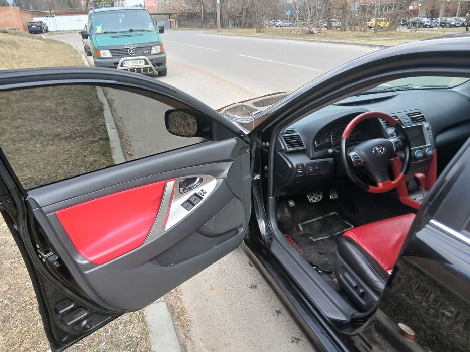 Продам авто Toyota Camry