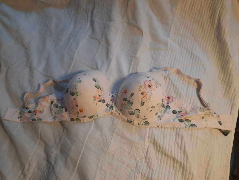 Stanik bodyflirt bonprix 100E