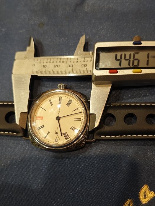 Zegarek mołnia pasówka