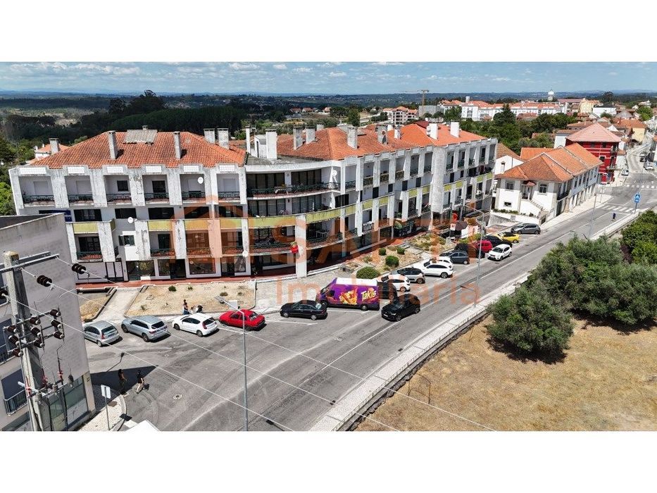 Apartamento T3 com Terraço de 55 m² e Garagem Fechada no Centro de ...