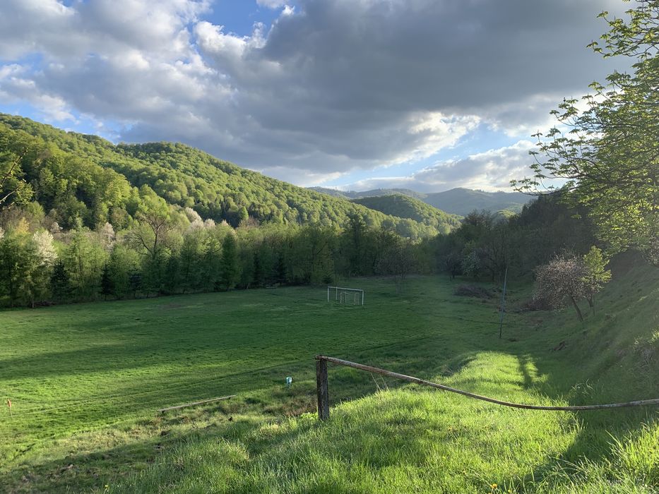 Продаж відпочинкового комплексу у карпатах!