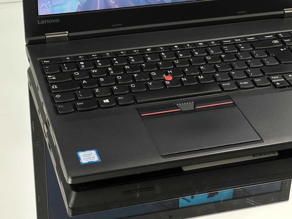 Laptop Lenovo ThinkPad L580 i5 15,6 " Intel Core i5 8 GB / 256 GB W11 Pro + ZASILACZ