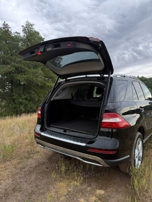 Mersedes-benz ML-350 2013