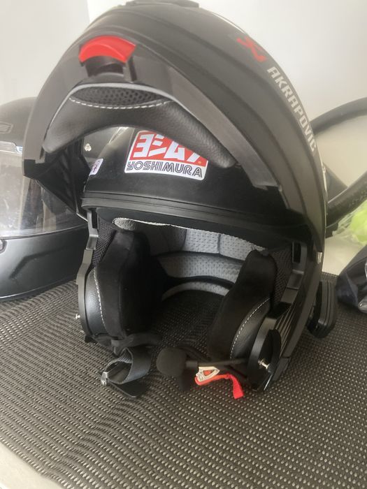 Capacete mota  bom estado