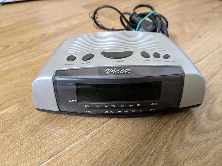 Радиочасы Vigor RX4080