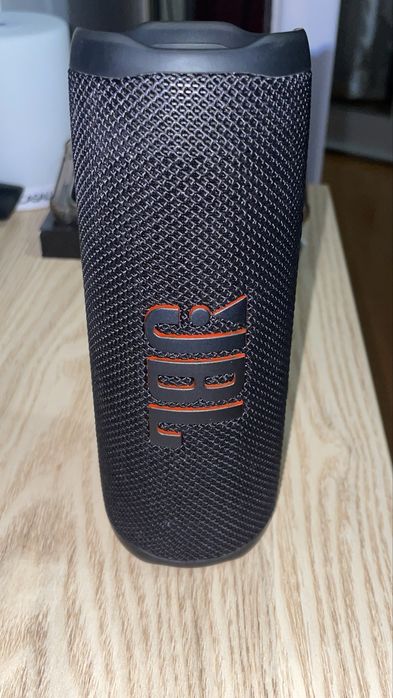 Jbl flip 6 em exelete estado