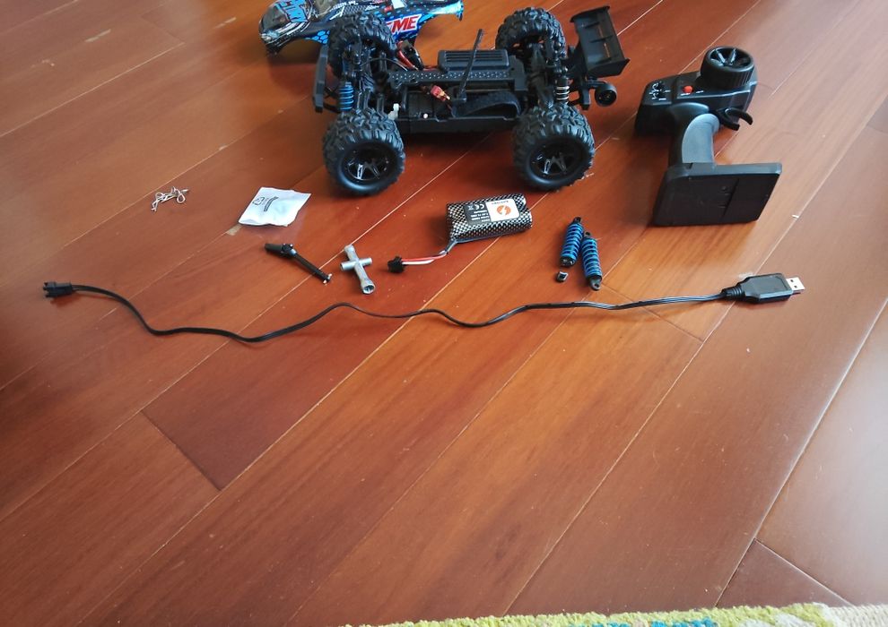 9302E 4WD 1:18 Remote Control Car High Speed 40KM/H Off Road Monster