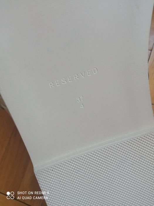RESERVED nowe klapki na lato 38