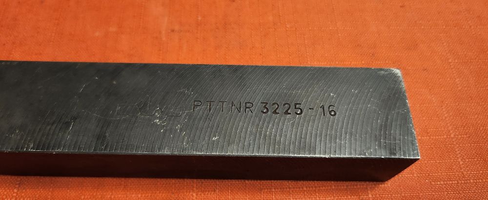 Noże tokarskie jedna sztuka PTTNR 3225-16