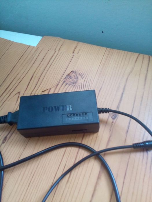 Laptop Charger462992843054796801