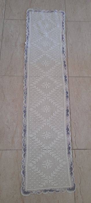 Naperons em croché feitos manualmente