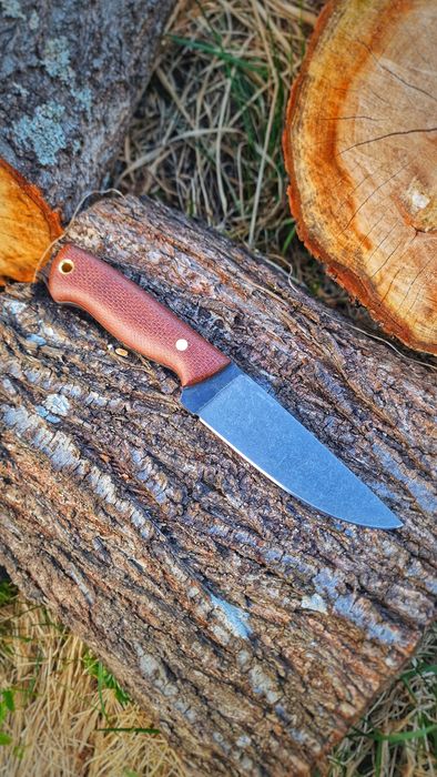 Nóż bushcraft  model Lesok