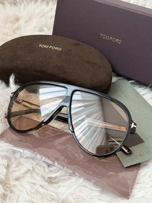 Сонцезахисні окуляри Tom Ford