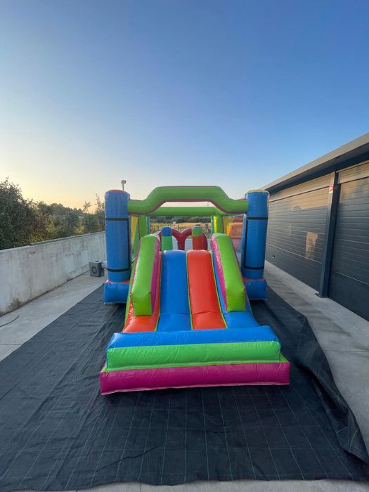 Aluga-se Insuflável