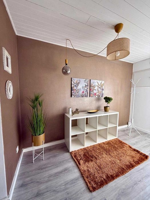 Apartamento mobilado e equipado com eletrodomésticos nos Moinhos da  Funcheira-Amadora