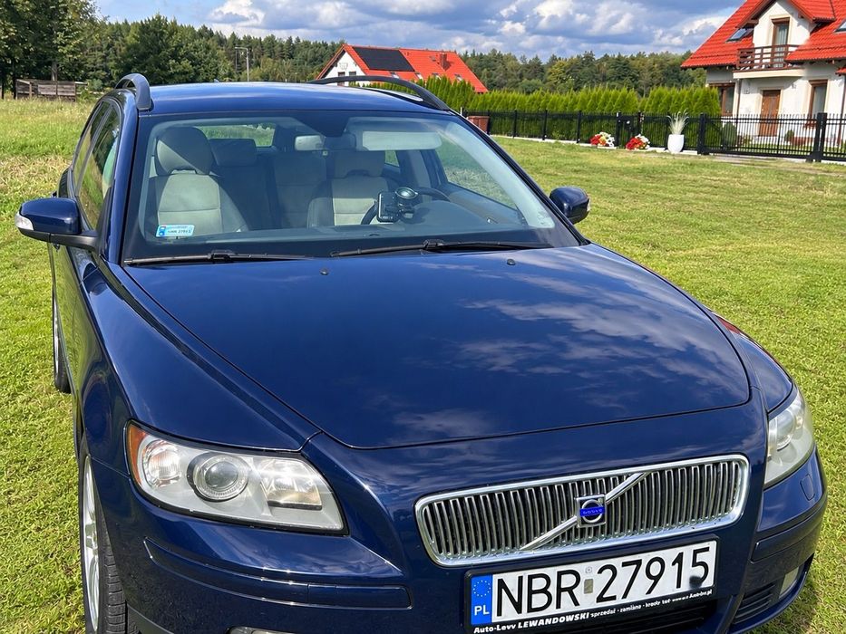 Volvo V50