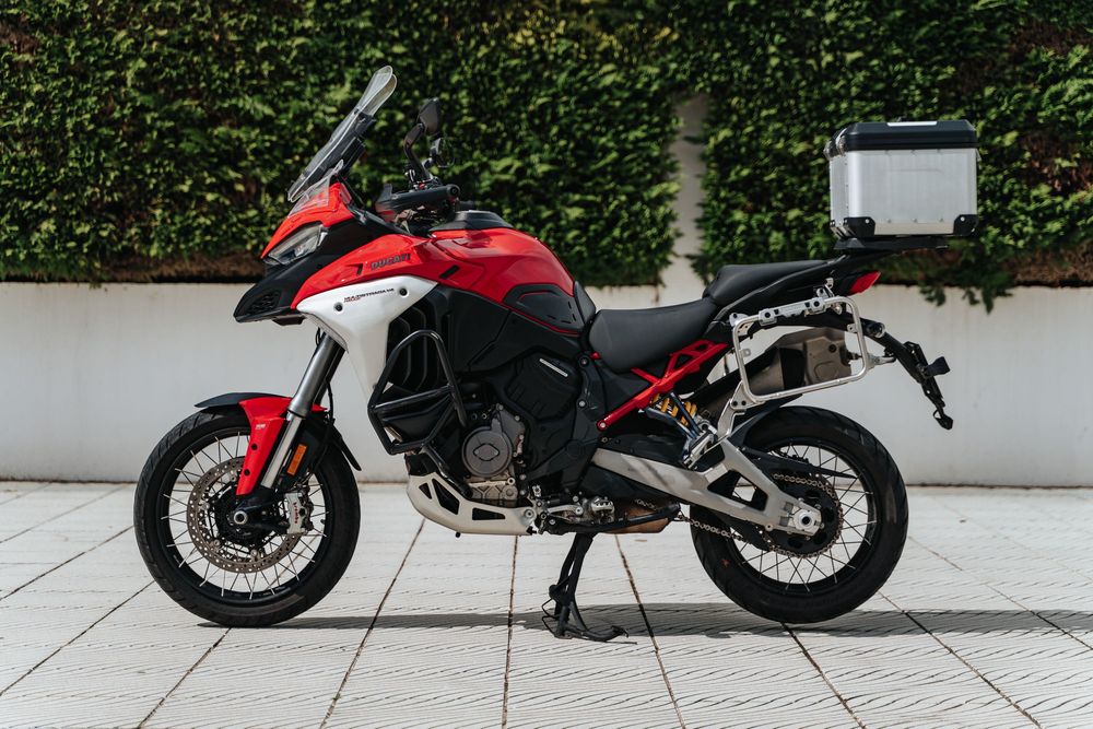Ducati Multistrada V4 Rally (2024) - Wypożyczalnia Motocykli Warszawa | Rent Motorcycle Warsaw