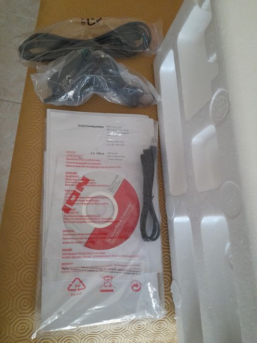 Vendo gira disco Ion max novo em caixa
