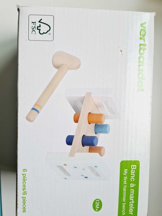 Brinquedo para martelar