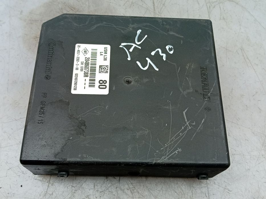 Caixa fusíveis / SAM / BSI RENAULT Latitude (L70_)