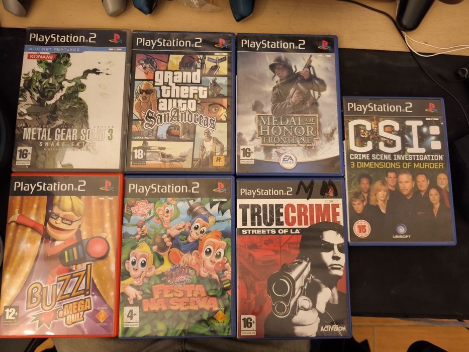 Lote so de *caixas* de jogos da ps2