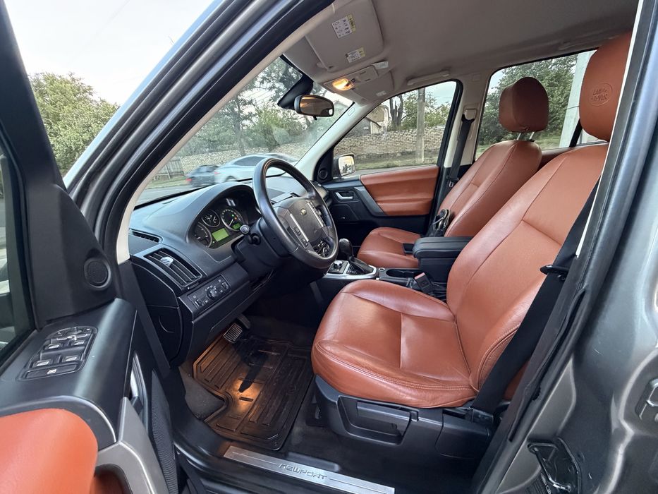 Land Rover Freelander 2009 рік