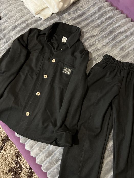 Костюми для дівчинки 135, 140 розмір