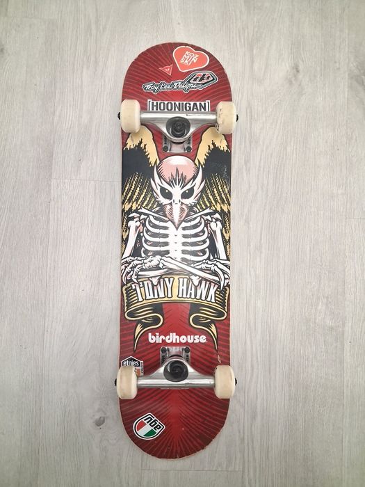 Deskorolka birdhouse