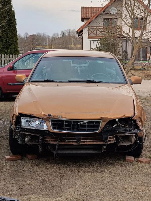 Volvo C70 Volvo C70 Coupe 2000r 2.4T B5244T M56 - sprzedam w całości