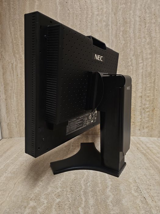 Monitor MultiSync LCD2090UXi