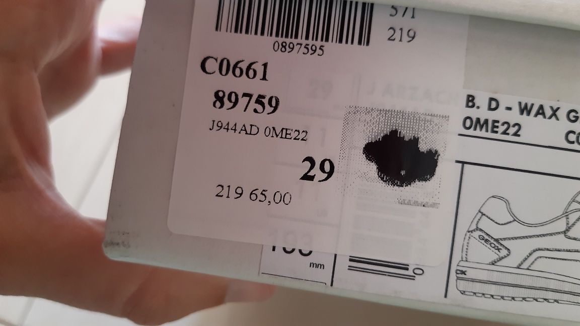 Max deals sapatarias geox