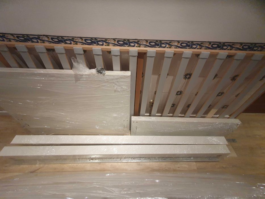 Cama de solteiro, Malm do Ikea + estrado + colchão