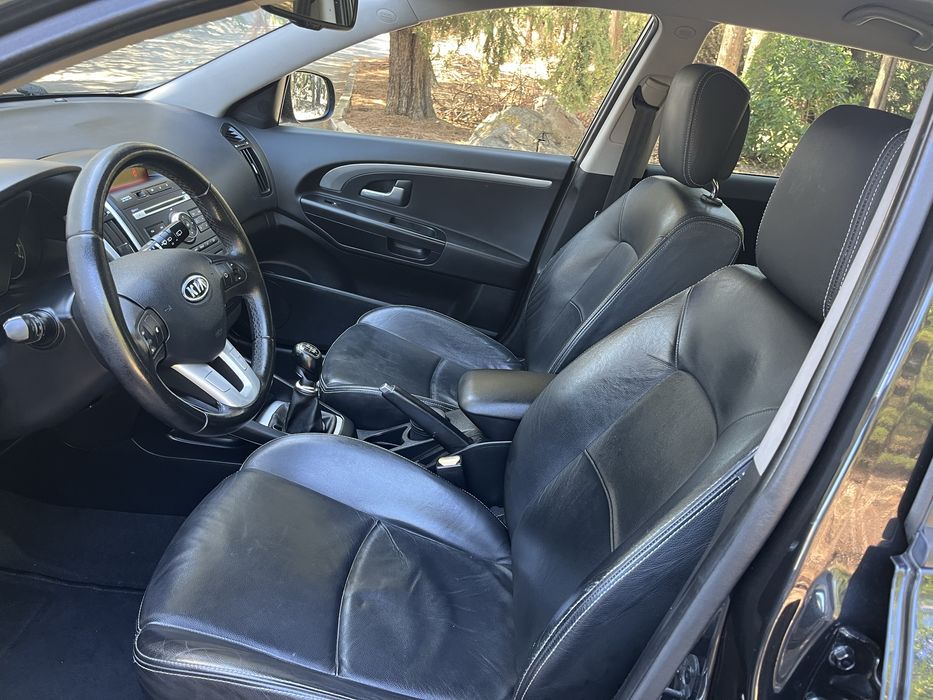 Kia Ceed SW 1.6 - CARRINHA - Hist. Manutenção Completo