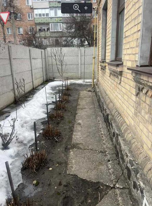 Пропоную до продажу 1\2 будинку в м. Черкасах