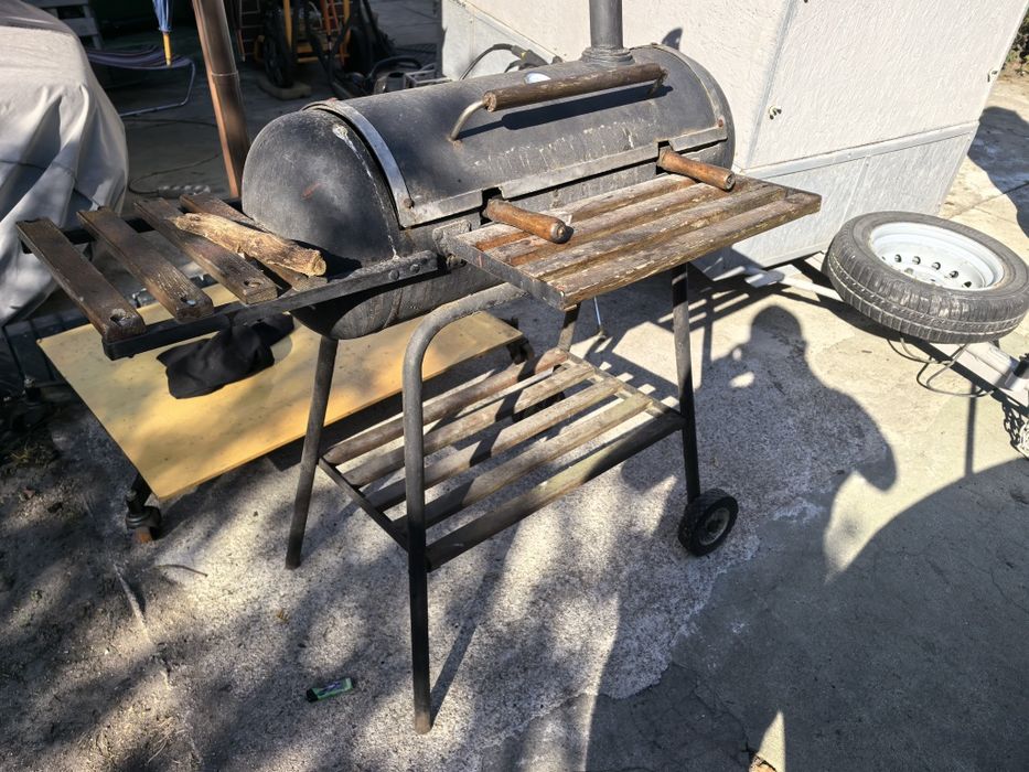 Sprzedam solidny niepowtarzalny grill