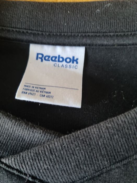 Bluza marki Reebok. Rozmiar M.