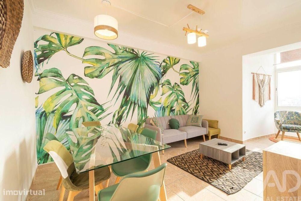 Apartamento T3 em Almada, Cova da Piedade, Pragal e Cacilhas de 118,00