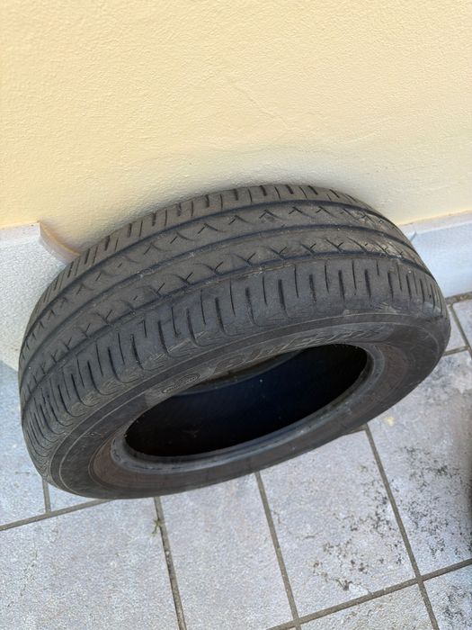 Pneu Yokohama BlueEarth 205/60 R15 91H