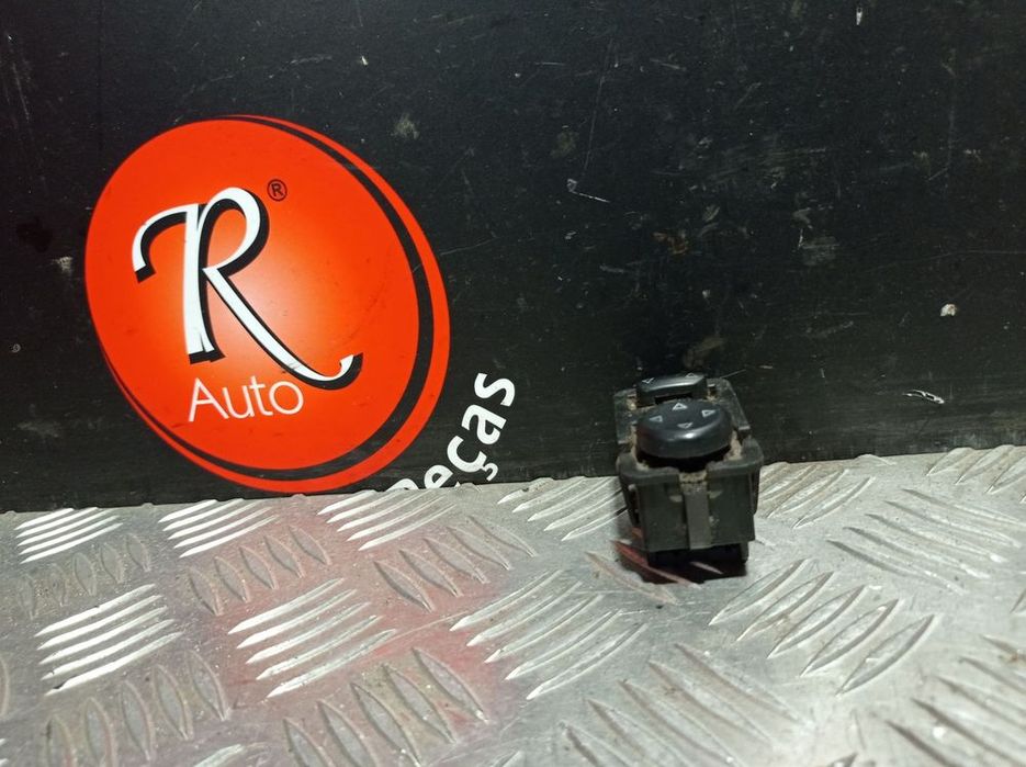 Comando De  Regulagem Peugeot 406 (8B)