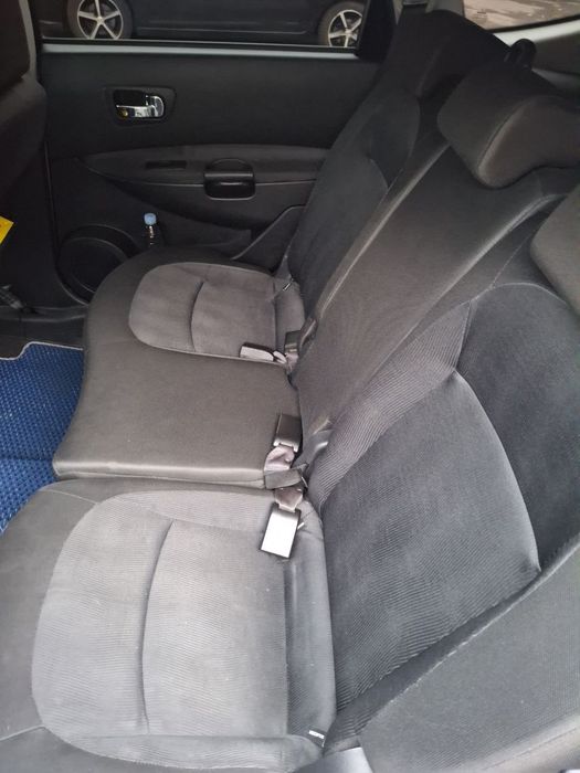 Nisan Qashqai+2 2010 рік