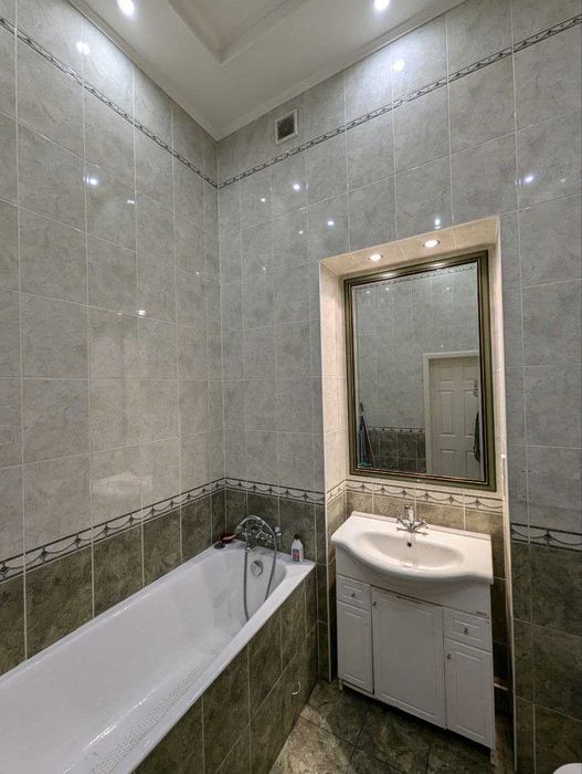 Офіс S=98 кв.м. центр метро Палац Спорту Гулівер