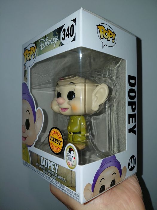 Funko Pop Disney Dopey Chase Snow White and the Seven  Dwarfs 80 Years 340
