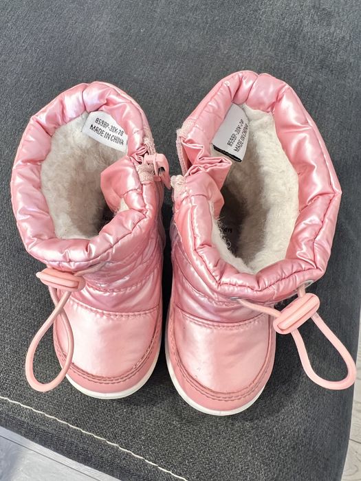 Чобітки та кросівки для дівчинки 20-18 розмір