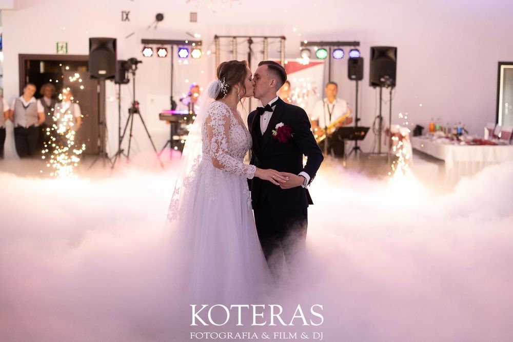 Fotobudka 360 | różowa / srebrna / złota ścianka VIP | Fotolustro